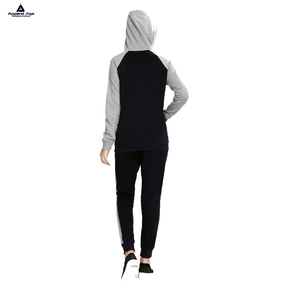 ชุดเซ็ทสองชิ้น กางเกงเลกกิ้งกระชับสัดส่วนสำหรับผู้หญิง ผ้าต้านเชื้อแบคทีเรีย เสื้อผ้าฤดูร้อนสำหรับผู้หญิง ชุดวอร์ม 2026 - Product Image 4