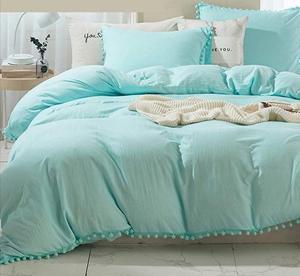 Parure de lit bohème 100% coton avec garniture à pompons, trois pièces, style moderne pour chambre, maison, hôtel, usage quotidien - Product Image 1