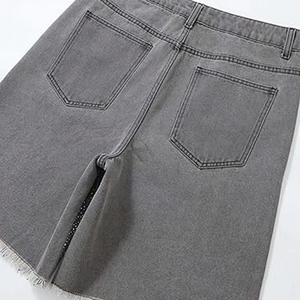 Pantalones Cortos de Mezclilla Grises para Hombre, Cintura Alta, Cierre de Botones, Estilo Casual, 100% Algodón Tejido, Dobladillo Deshilachado, Bolsillos, Alta Calidad - Product Image 3