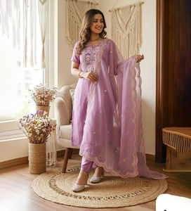 Ensemble Salwar Kurti en Georgette de créateur, dernière collection, avec Dupatta lourd, pour l'été, tenue traditionnelle indienne pour mariage et fête, réversible, séchage rapide, entièrement prêt à porter - Product Image 1