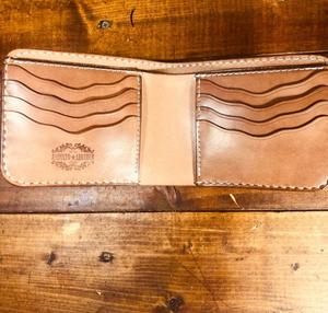 Cartera Corta de Cuero de Grano Completo, Tarjetero con Múltiples Ranuras, Cierre Plegable, Estilo Minimalista, Diseño Serpentina - Product Image 3