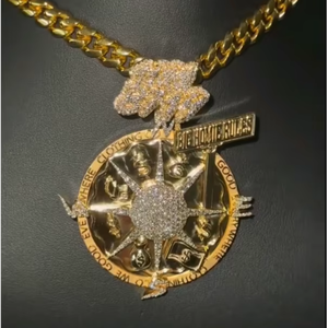 Collier Pendentif Boussole Étoile Polaire en Argent Sterling 925 Plaqué Or avec Diamants et Pendentif Lettre, Modèle Navire Guerrier - Product Image 1