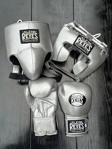 Set de Boxeo Cleto Reyes de Alta Calidad, Estilo Mexicano, con Cierre de Gancho y Bucle, de Cuero Premium, Antideslizante, para Sparring - Product Image 6