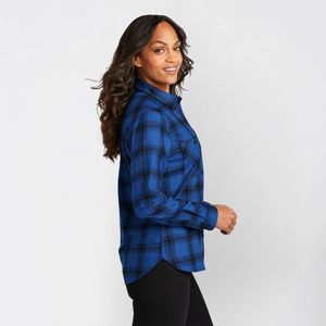 Blusa de franela de manga larga 100% algodón con botones, chaqueta a cuadros oversize para mujer con puños a cuadros - Product Image 4