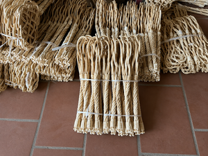 Escobilla para Alfombras de Ratán de Color Marrón, Grosor de 3 cm, Escobilla Duradera para Limpiar el Polvo, Fabricante y Proveedor de Vietnam - Product Image 3