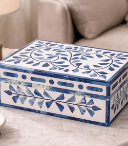 Boîte de rangement pour bijoux en résine style minimaliste, incrustation d'os, motif floral bleu et blanc, capacité 6-10L, personnalisable, collection Crafted Treasures - Product Image 5