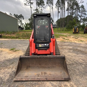 Cargadora de orugas de alto rendimiento Kubota con paquete forestal y trituradora forestal, entrega rápida - Product Image 4