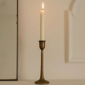 เชิงเทียนโลหะสไตล์วินเทจสุดหรู ของตกแต่งโต๊ะจัดเลี้ยงสุดสง่างาม ของประดับตกแต่งงานแต่งงาน ของตกแต่งภายใน - Product Image 1