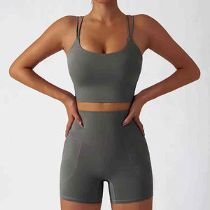 Conjunto Deportivo de Dos Piezas para Mujer, Verano 2025, Informal, para Gimnasio, Venta al Por Mayor, Shorts de Yoga Tejidos por Encima de la Rodilla y Top con Diseño Sólido - Product Image 4