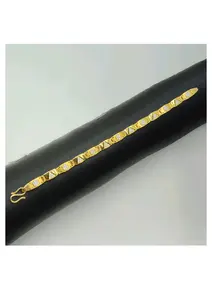 Bracelet élégant en or jaune 22 carats avec un design géométrique triangulaire et des pierres rondes pour hommes et femmes, fermoir à crochet sécurisé - Product Image 2