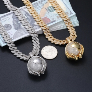 จี้รูปลูกโลกในมือ-925จี้เพชรโมอิสเงินแท้ชุดจี้ฮิปฮอป D สี VVS Moissanite - Product Image 4