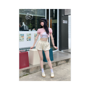 Conjunto de Shorts Bermuda para Mujer de Alta Calidad, Tela Sedosa Arrugada, Cintura Alta, Resistente al Viento, Transpirable, Servicio OEM, Hecho en Fábrica en Vietnam - Product Image 4