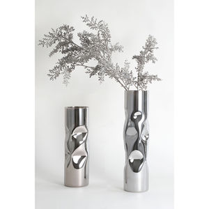 Ensemble de 3 vases à fleurs artisanaux de style côtier, en métal finition argent brillant, pour mariage, décoration de table de salon. - Product Image 6