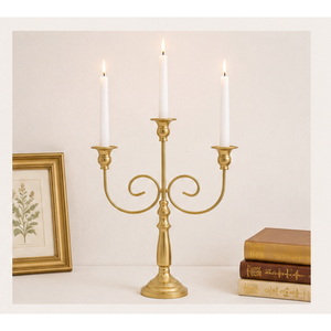 Elegante Candelabro Dorado de 3 Brazos, Centro de Mesa Metálico para Decoración de Bodas y Fiestas, Portavelas de Lujo - Product Image 4