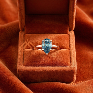 Bague de fiançailles unique en or rose plaqué or rose, sertie d'un moissanite bleu en forme de poire, bijoux de mariée en or rose - Product Image 3