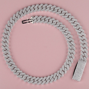 Chaîne cubaine en argent 925 plaqué rhodium avec moissanite taille brillant, style hip-hop glacé, pour hommes et femmes – Vente flash OM GEMS - Product Image 4