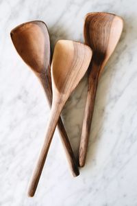 Ensemble de grandes cuillères en bois personnalisées pour la cuisson et le service, ustensiles de cuisine idéaux pour le service de table et la collection de couverts - Product Image 5
