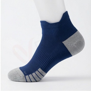 Chaussettes courtes pour hommes, couleur unie, tricotées, respirantes, usage quotidien, style classique, bleu gris - Product Image 3