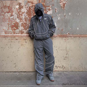 Trajes Deportivos Personalizados de Fábrica con Logotipo, Premium, Vintage, Ajustados, Casuales, Impermeables, con Lavado Ácido, Estampados y Sólidos para Hombre - Product Image 2