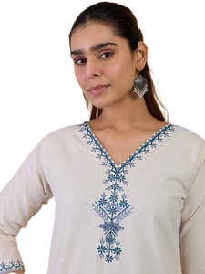 Ensemble 2 pièces pour femmes RN, kurta et pantalon en coton pur, séchage rapide, broderie blanche, coupe droite, style décontracté pour le bureau - Product Image 3