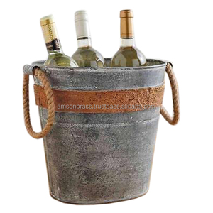 Cubo de hielo galvanizado en relieve Mango de madera Galvanizado Forma ovalada Diseño de lujo Borde de cubo de vino - Product Image 4