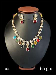 Conjunto de Collar y Pendientes Kundan Polki, Joyería Fina India para Novia, Diseño Tradicional Elegante, Disponible en ORO/PLATA/BRONCE - Product Image 3