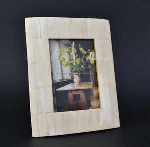 Cadre photo artisanal en os incrusté, décoration intérieure, cadres photo - Product Image 5