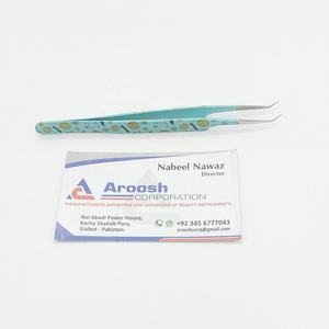 Pince à épiler professionnelle en acier inoxydable de haute qualité, à pointe pointue à 45 degrés, avec revêtement papier, logo personnalisé, pour faux cils - Product Image 5