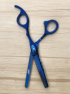 High Quality Coated Hairdressing Scissors <b>Set</b> for Professional Cutting and Thinning <b>Barber</b> and Salon Hair Styling Tools - Product Image 5