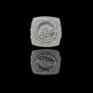Bague en argent sterling 925 avec moissanite, pavé carré, style signet, personnalisable avec nom, pour mariage, fête ou cadeau - Product Image 2