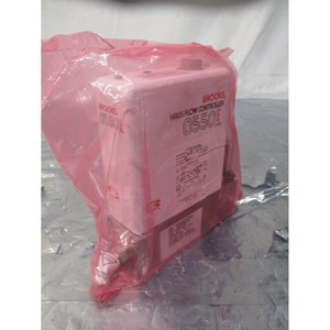 Contrôleur de débit massique BROOKS 0550E MFC, 300 SCCM - Équipement et pièces semi-conductrices d'occasion fiables à l'échelle mondiale - Product Image 1