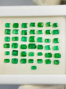 Émeraude naturelle de Zambie, taille émeraude, 21,08 carats, couleur verte premium, lustre excellent, qualité supérieure, certifiée IGI, pour collectionneur de pierres précieuses - Product Image 5