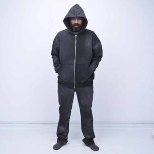 Chándal de Dos Piezas de Alta Calidad al por Mayor, con Logotipo Personalizado, Estilo Urbano, Lavado Ácido Negro - Product Image 1