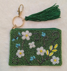 Sac fourre-tout carré bohème en toile avec broderie perlée, sérigraphie florale, fermeture éclair, porte-clés, pochette à pompon vert, promotionnel - Product Image 1