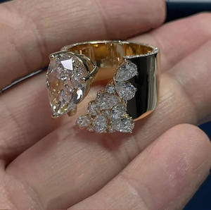 Anillo de Boda de Lujo con Diamante Moissanita Corte Pera, Diseño de Espiga Abierta y Banda Ancha, Plata de Ley 925 con Baño de Rodio, Joyería para Regalo - Product Image 3