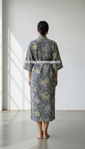 Exquisito Kimono de Algodón Estampado a Mano, Gris Mostaza, Floral, Ropa de Estar por Casa Artesanal, Elegante, Midi, Cintura Alta, Asimétrico - Product Image 5