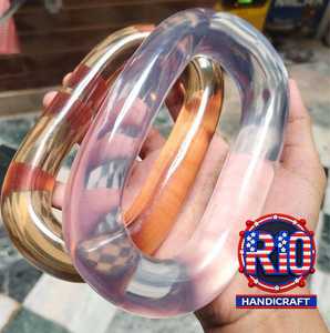 Escultura de pared con cadena de resina en degradado rosa, adorno vertical de acrílico para decoración de interiores del hogar. - Product Image 6