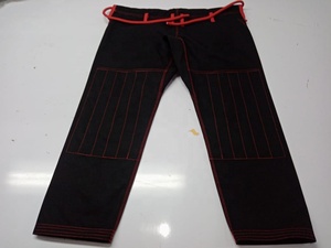 ชุดยิวยิตสู BJJ สำหรับการต่อสู้ น้ำหนักเบา ทนทาน ผลิตตามสั่ง ขายดีที่สุด ผ้าฝ้าย 100% หนา 350gsm-550gsm - Product Image 4