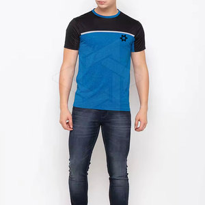 T-shirts urbains élégants pour hommes, conçus pour une utilisation décontractée en extérieur, à la salle de sport et pour un style de vie quotidien, avec une coupe confortable. - Product Image 3