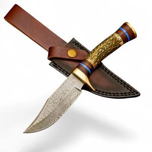 Couteau de chasse/camping à lame fixe en acier Damas avec manche en corne de cerf, pointe tombante ultra-affûtée, épaisseur 2,4 mm, vente en gros OEM/ODM - Product Image 1