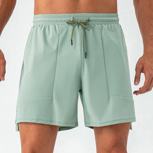 Shorts de sport athlétiques à séchage rapide pour hommes avec logo personnalisé, taille élastique, vêtements de sport pour la course à pied et le basketball - Product Image 3