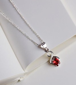 NIKHIL GEMS Pendentif Fait Main Vintage Plaqué Or Grenat Argent Sterling Pierre Naturelle Breloque Bijoux Minimalistes Fournisseur tiers - Product Image 2