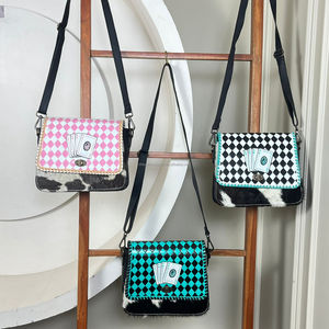 Bolso Bandolera y de Hombro Estilo Vaquera 2025, Moderno, de Cuero Vacuno Repujado con Patrón a Cuadros y Diseño de Naipes para Mujer - Product Image 4