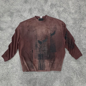 Sudadera Oversize para Hombre, Color Borgoña, Lavado Ácido, Estampado Gráfico con Diseño de Cuervo, Manga Larga, Cuello Redondo, Estilo Urbano, Hip Hop, Casual - Product Image 1