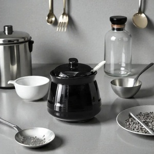 Tarro de Almacenamiento Moderno para Cocina con Tapa y Ranura para Cuchara, Acabado Brillante Elegante, Organizador Compacto para Encimera, Solución Elegante para Despensa - Product Image 6