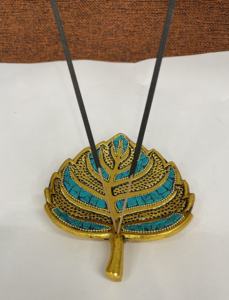 Soporte de barra de incienso natural chapado en oro con forma de hoja para decoración del hogar hecho a mano para regalos y decoración de deshierbe - Product Image 6