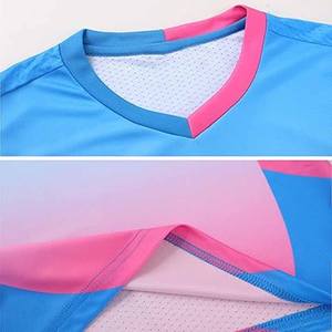 Tenues de football sur mesure de qualité supérieure, maillots et shorts, ensemble de vêtements de football OEM, envoyé par Dress Sports - Product Image 5