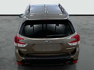 Subaru Forester Premium Crossover AWD Usado del 2021 - Product Image 3