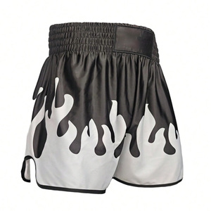 Shorts de boxe en satin premium, logo d'équipe personnalisable, shorts de combat respirants et légers, vêtements de sport pour les tournois - Product Image 2