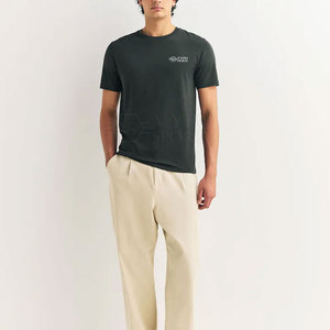 T-shirt léger pour homme au design basique, coupe classique, 100% coton, matière douce lavée, pour les tenues quotidiennes en toutes saisons - Product Image 3